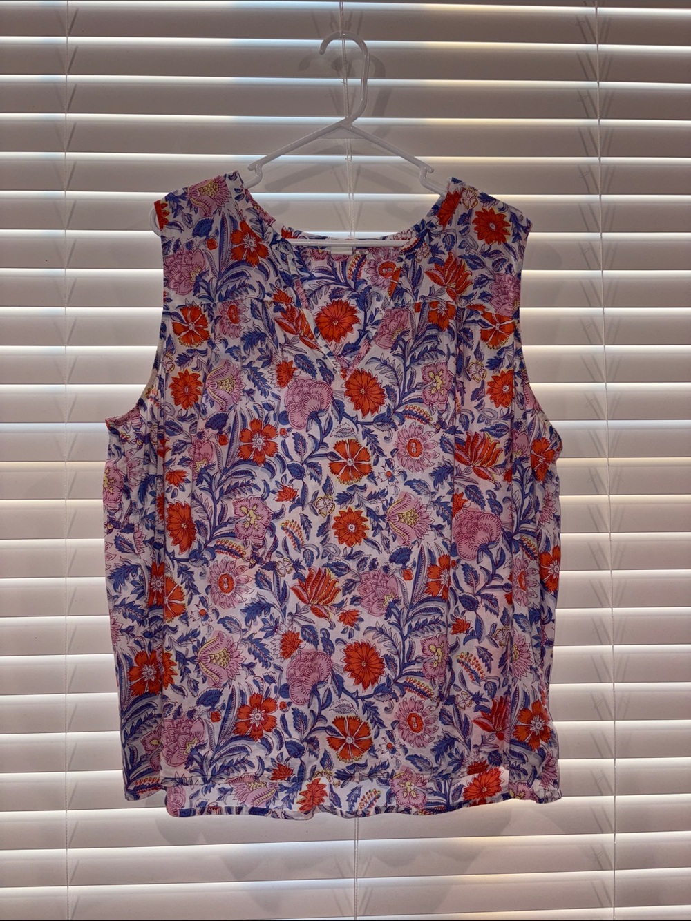 GAP Floral Tank Top in Red, Purple & White